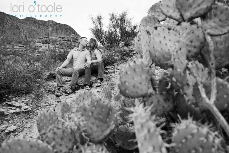 Tucson engagement photos; desert engagement photos; Lori OToole Photography