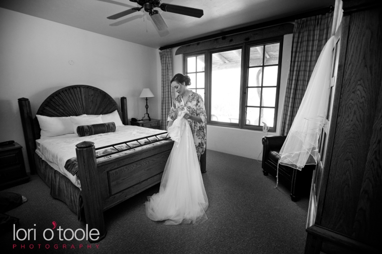 wedding at Tanque Verde Ranch; Tucson ranch wedding; Emily and Josh; Lori OToole Photography
