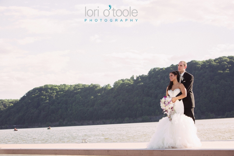Poughkeepsie Grandview wedding; Hudson River wedding: photos; Lori OToole Photography