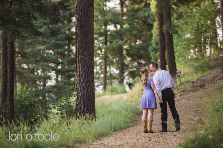 Mt Lemmon engagement photos; Lori OToole Photography; Tucson sunset engagement